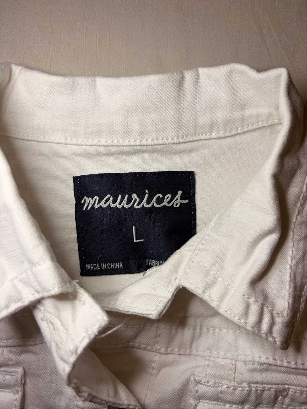 Maurices Women’s Large White Cropped Denim Jacket Button Front Jean Jacket - Picture 4 of 6